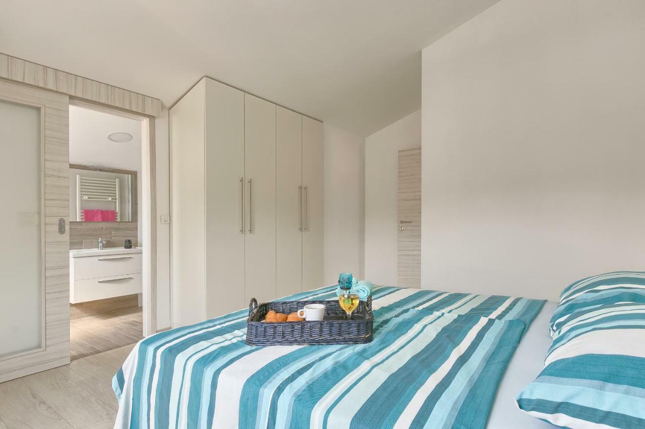 Holiday Home Nikol พูลา ภายนอก รูปภาพ
