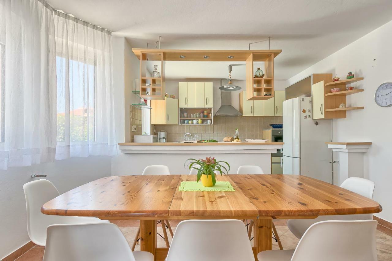 Holiday Home Nikol พูลา ภายนอก รูปภาพ